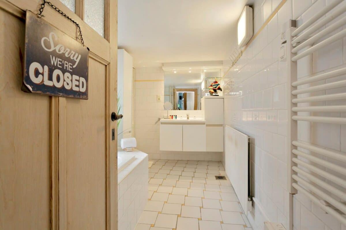 Huswell - Charming Town House In Historic Center Of Bruges Vila Exterior foto